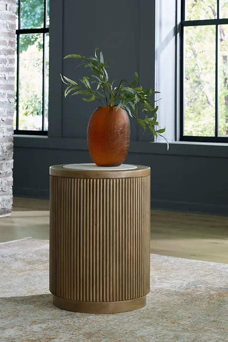 ASHLEY T808-6 CAMDILL END TABLE