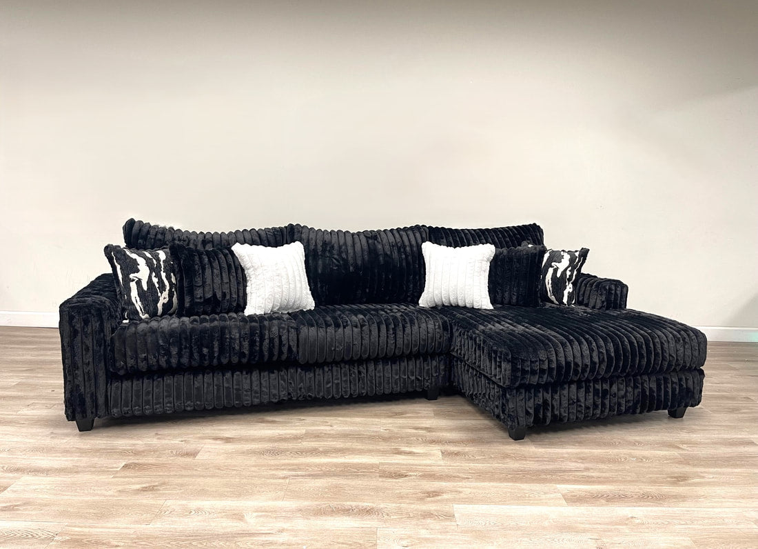 9500 BLACK OVERSIZED SECTIONAL