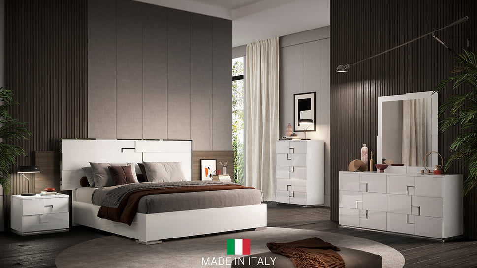 INFINITY COLLECTION BEDROOM SET AVAILABLE IN QUEEN AND KING SIZES AS 4 PC OR 5 PC SETS