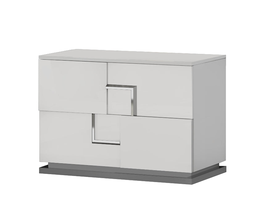 INFINITY COLLECTION BEDROOM SET AVAILABLE IN QUEEN AND KING SIZES AS 4 PC OR 5 PC SETS