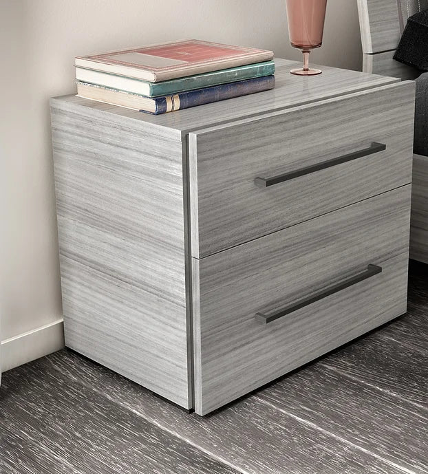 MIA COLLECTION BEDROOM SET AVAILABLE IN QUEEN AND KING SIZES AS 4 PC OR 5 PC SETS