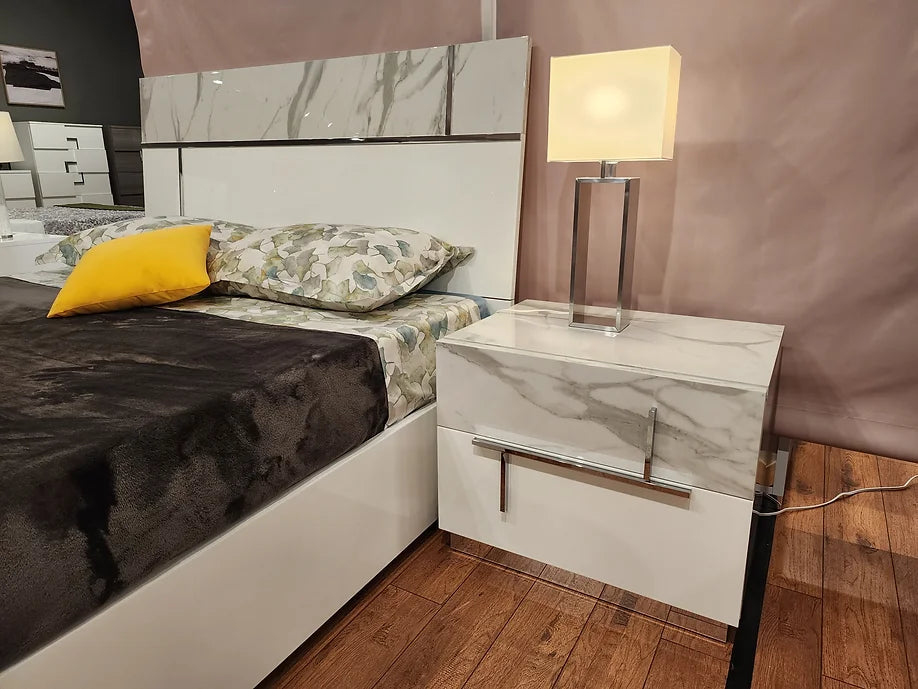 SUNSET III COLLECTION BEDROOM SET AVAILABLE IN QUEEN AND KING SIZES AS 4 PC OR 5 PC SETS