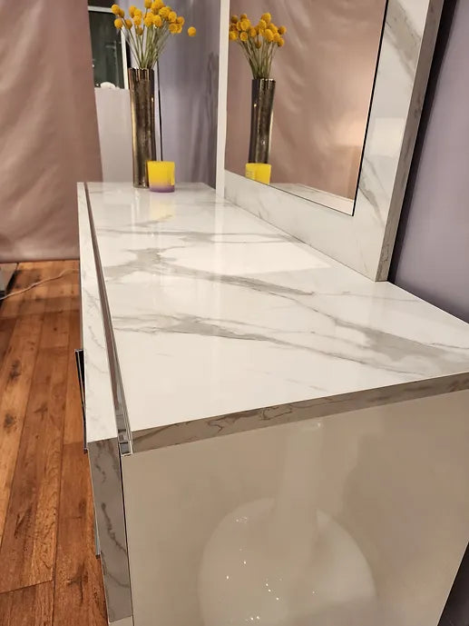 SUNSET III COLLECTION BEDROOM SET AVAILABLE IN QUEEN AND KING SIZES AS 4 PC OR 5 PC SETS