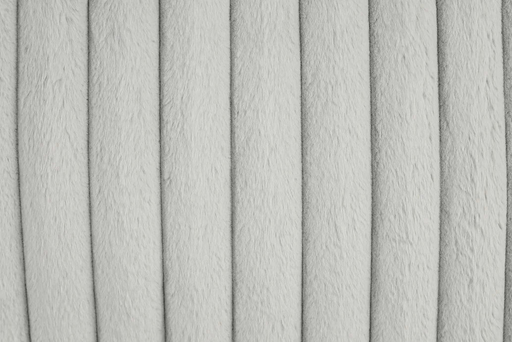 S8670 NORI GREY SECTIONAL WITH PULL-OUT BED AND STORAGE CHAISE