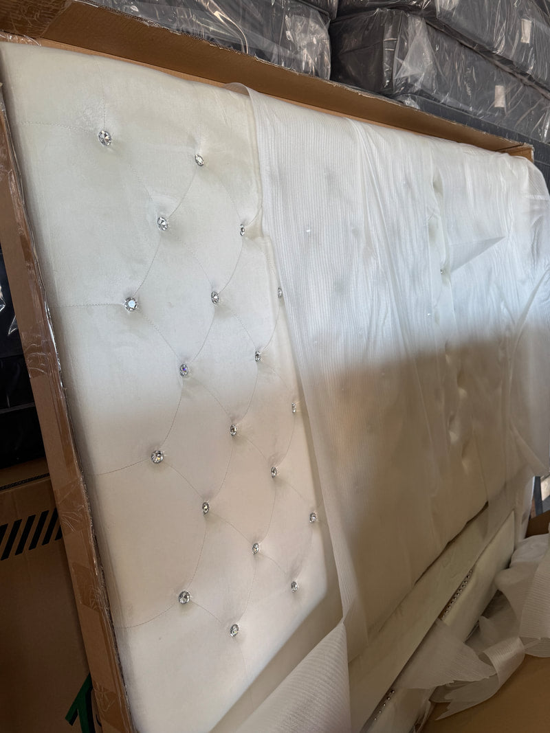 HH223 6FT - CREAM BED AVAILABLE IN QUEEN AND KING SIZES