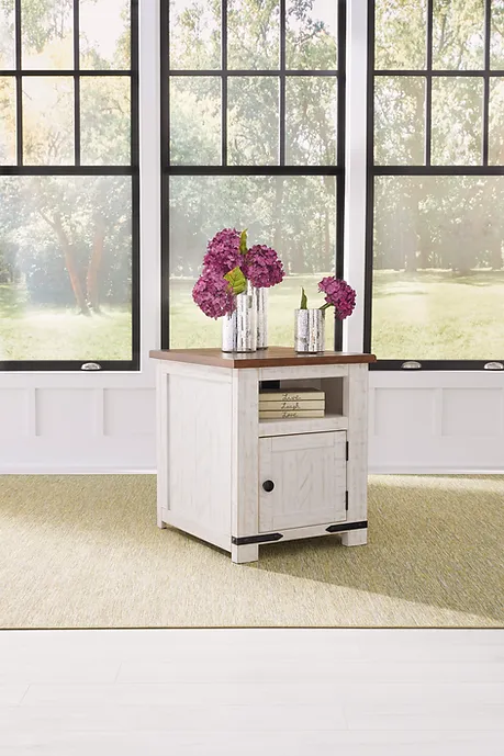 ASHLEY T969-3 WYSTFIELD END TABLE