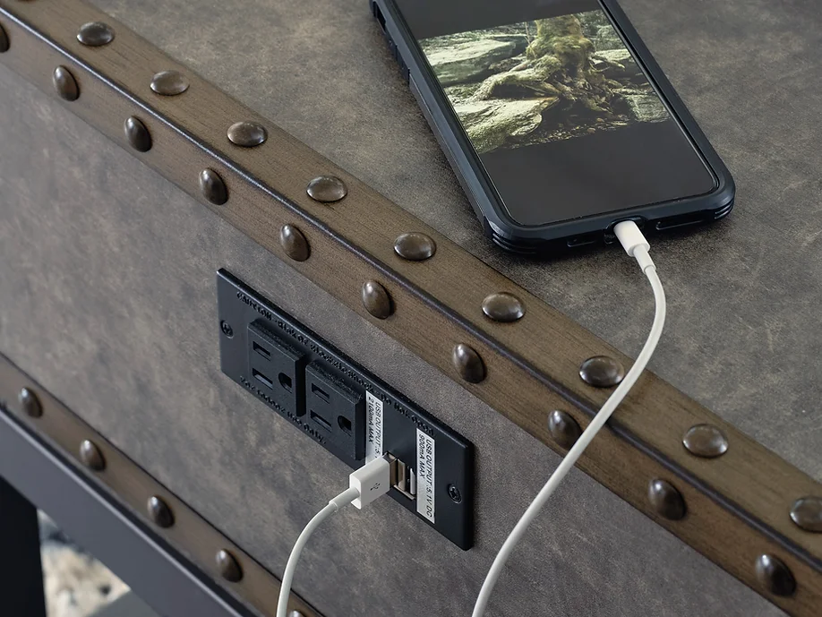 ASHLEY T973-3 DERRYLIN END TABLE