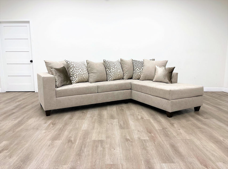 110 HOLLYWOOD BEIGE SECTIONAL