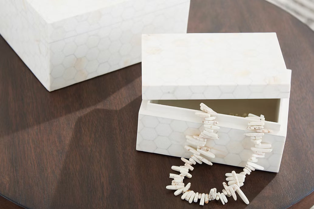 ASHLEY A2000690 ALDENBURG 2 PIECE BOX SET