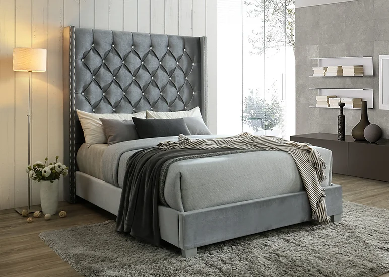 B9810 BEVERLY BLACK BED AVAILABLE IN QUEEN AND KING SIZES