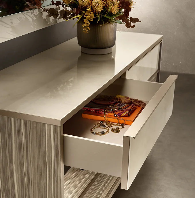 LUCE COLLECTION BEDROOM SET AVAILABLE IN QUEEN AND KING SIZES AS 4 PC OR 5 PC SETS