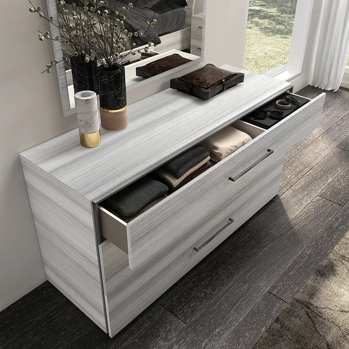 MIA COLLECTION BEDROOM SET AVAILABLE IN QUEEN AND KING SIZES AS 4 PC OR 5 PC SETS