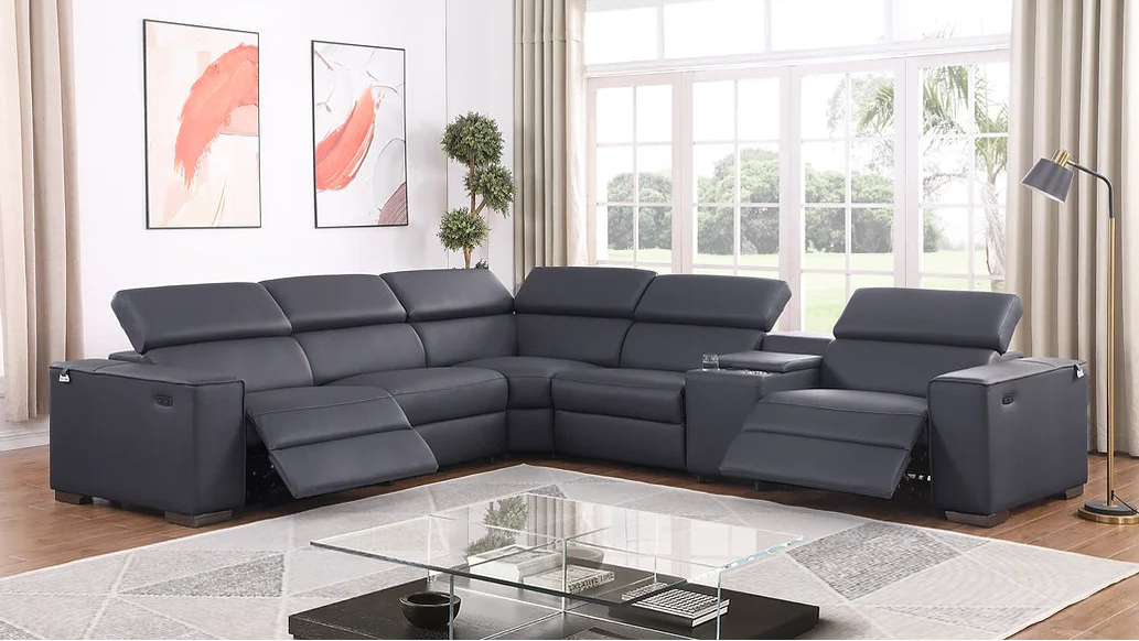<span class='visually-hidden'>Load video: </span>2