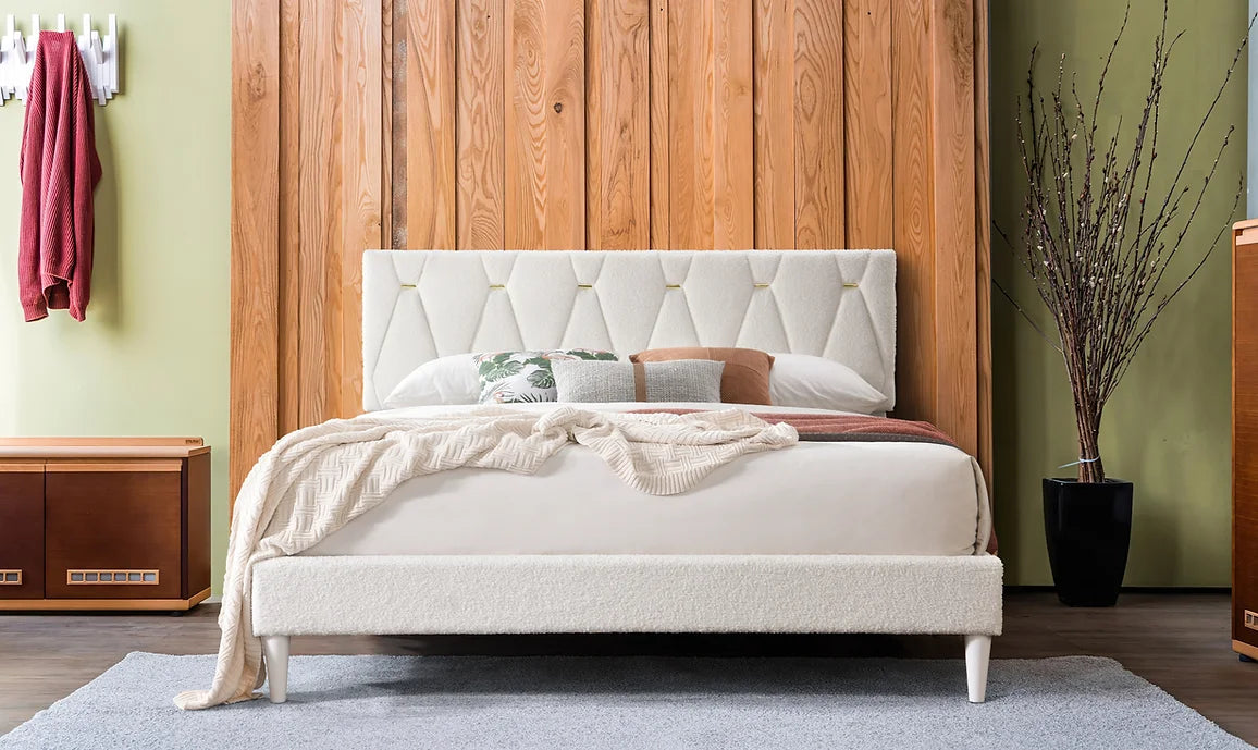 B8071 KIRAN CREAM BED AVAILABLE IN FULL QUEEN AND KING SIZES