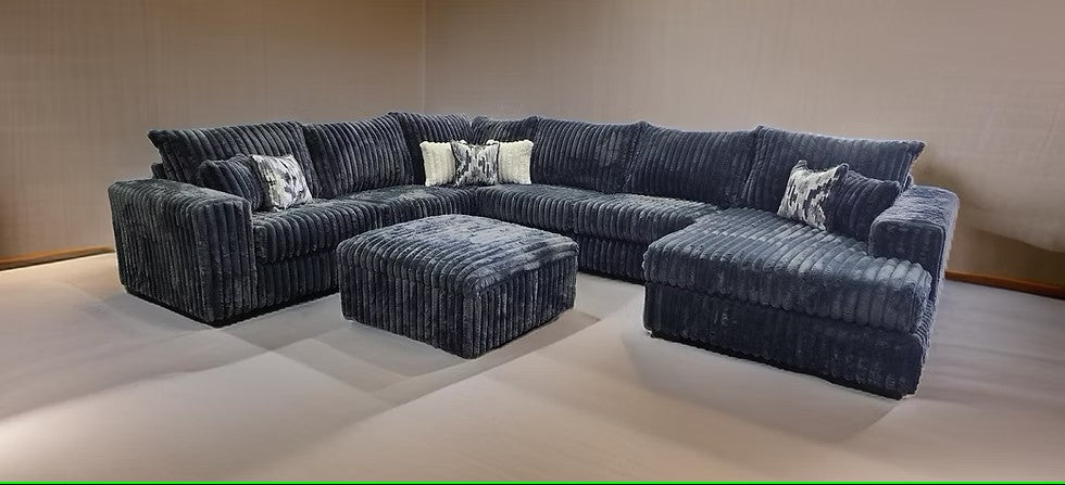 S320 TEXAN GREY 4 PIECE SECTIONAL AVAILABLE PLUS OPTIONAL OTTOMAN