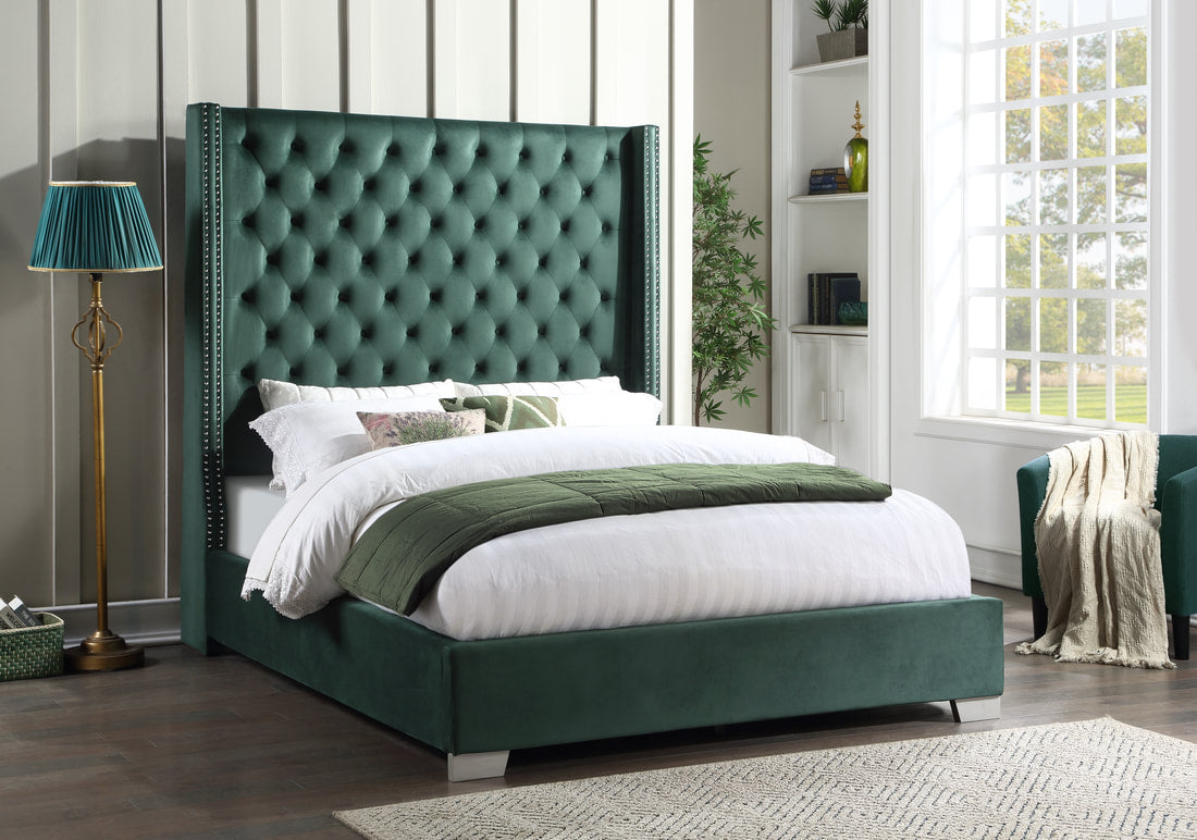 HH221 6FT -  GREEN BED AVAILABLE IN QUEEN AND KING SIZES