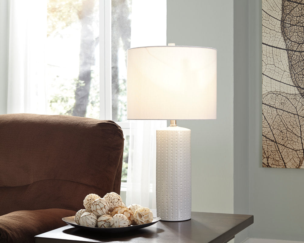L177904 - 2 PIECE TABLE LAMP