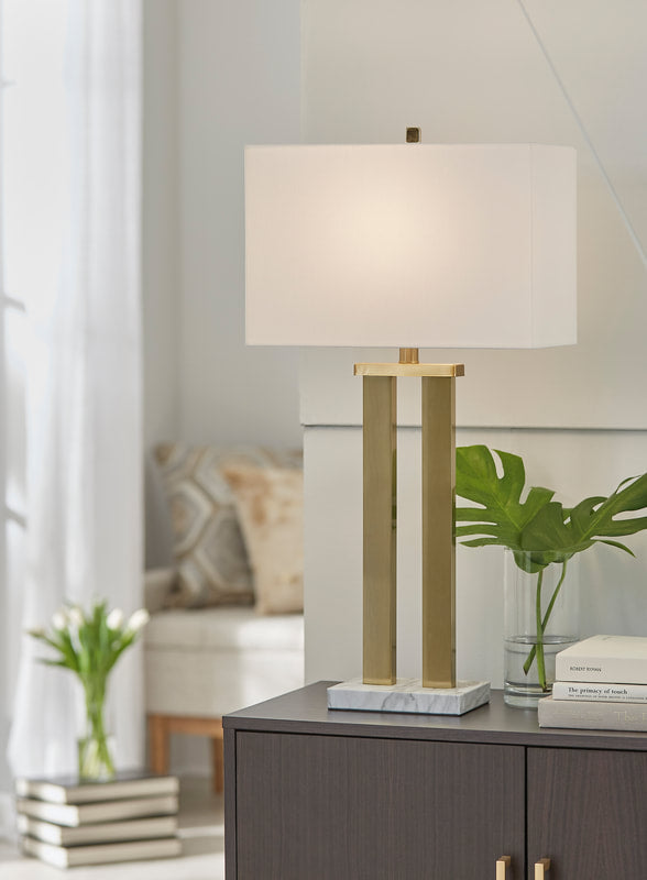 L204534 - 1 PIECE TABLE LAMP
