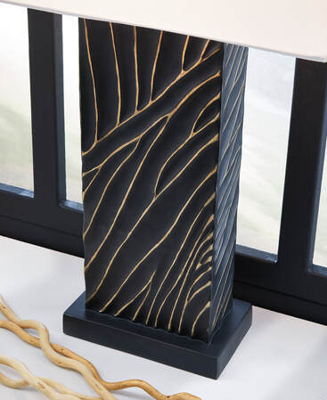 L235744 - 1 PIECE TABLE LAMP