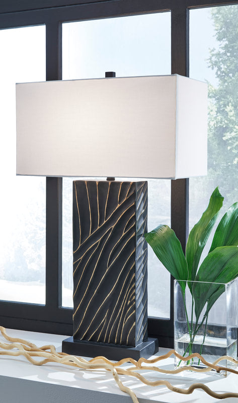 L235744 - 1 PIECE TABLE LAMP