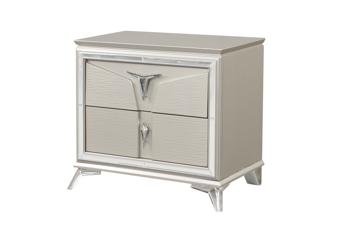 MASTER BEDROOM SET AVAILABLE IN QUEEN AND KING SIZES AS 4PC or 5PC SET