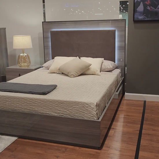 BLADE II COLLECTION BEDROOM SET AVAILABLE IN QUEEN AND KING SIZES AS 4 PC OR 5 PC SETS