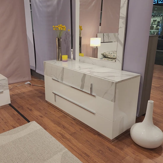SUNSET III COLLECTION BEDROOM SET AVAILABLE IN QUEEN AND KING SIZES AS 4 PC OR 5 PC SETS